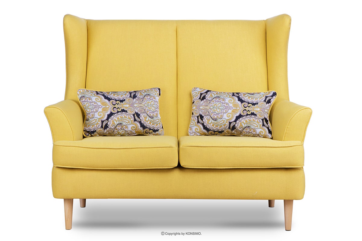 Skandinavisches Zweisitzer-Sofa gelb auf Beinen