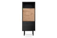 Schmales Regal im Loft-Stil mit Rillenmuster