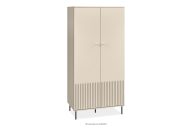 Eleganter Kleiderschrank in cremefarben