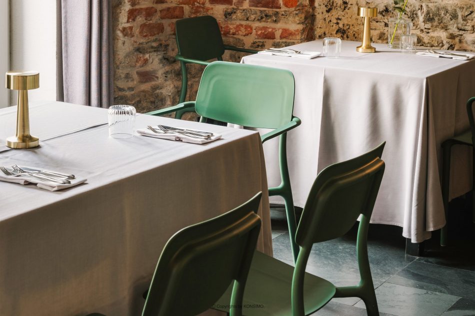 GALIO Gartenmöbel-Set Stühle und Tisch aus ökologischem Kunststoff 4 Personen grün grün - Foto 1