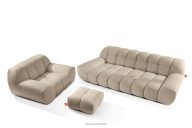 Garnitur aus Polstermöbeln für das Wohnzimmer im Japandi-Stil beige