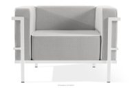 Moderner Gartenstuhl auf Metallbeinen, weiß/dunkelgrau/weiß