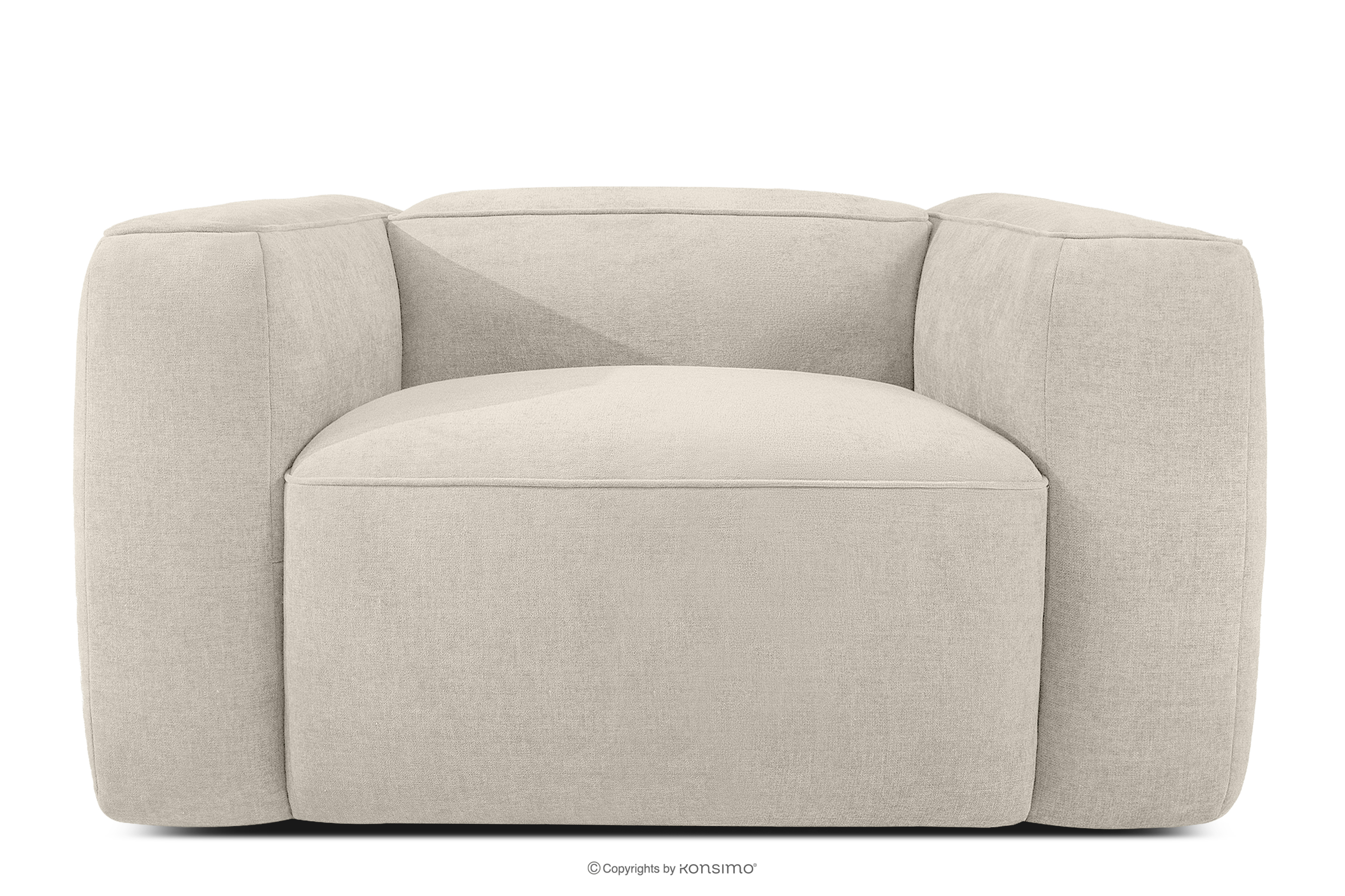 Weicher Sessel aus ecrufarbenem Gewebestoff